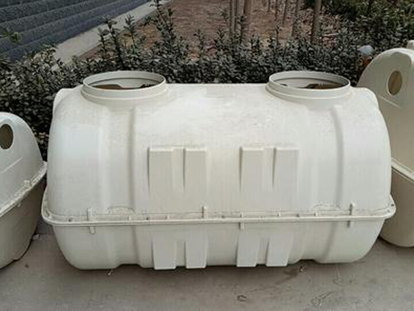 玻璃钢化粪池清理时的注意事项有哪些 玻璃钢化粪池清理时的注意事项有哪些